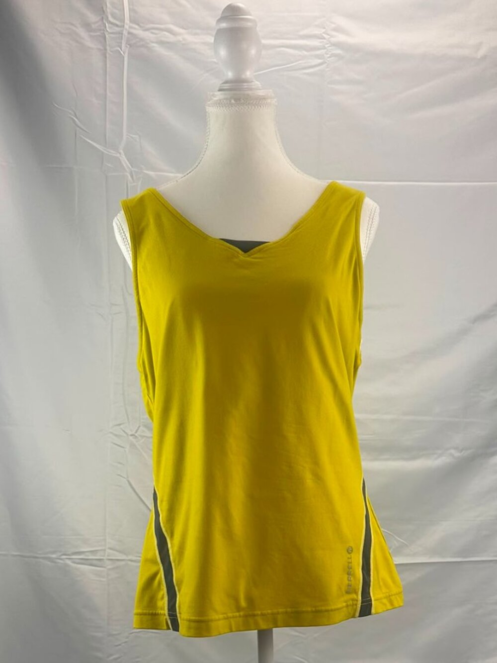 Merrell Opti-Wick Athletic Performance Tank Top – Mustard Yellow & Gray
